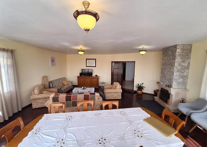 Familia Dehoux アパート カマシャ